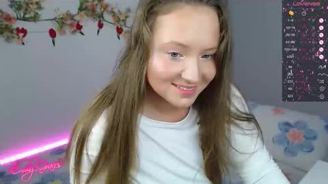 Snapshot of emilyxgrasez chatting on 03/12/26, 10:38 Emily online show from 03/12/26, 10:38