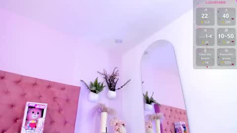 Emily Bank online show from 02/14/25, 02:07