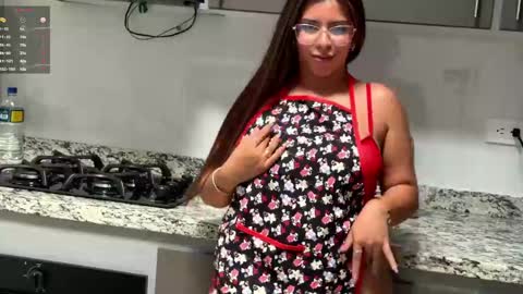 emilyy_cooperr online show from 05/08/26, 02:00