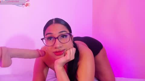 emilyy_walker online show from 05/06/26, 12:43