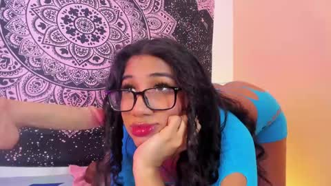 emilyy_walker online show from 06/03/26, 01:03