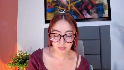 Emilyy Watson online show from 11/28/25, 12:57