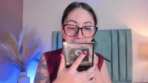 Snapshot of emilyywatson chatting on 06/06/26, 12:49 Emilyy Watson online show from 06/06/26, 12:49