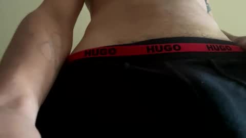 Snapshot of eminem597918 chatting on 10/09/25, 05:55 eminem597918 online show from 10/09/25, 05:55