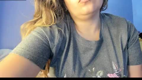 emira199 online show from 11/02/25, 03:53