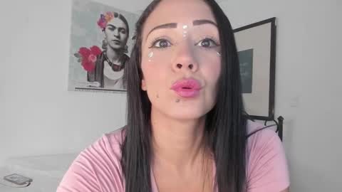 L i a    time online 7am - 1pm Gtm-5  online show from 09/10/25, 05:24