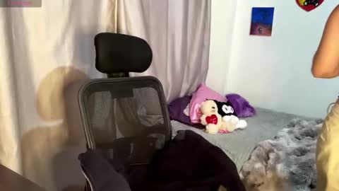 Emma Is here online show from 09/22/25, 11:51