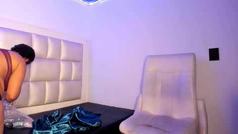 emma__js_ online show from 02/03/26, 01:05