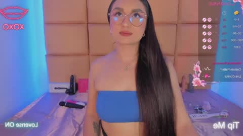 emma__js_ online show from 04/30/26, 08:15