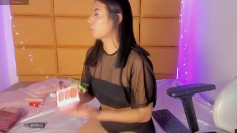 emma__js_ online show from 06/14/26, 03:14