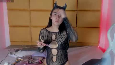 emma__js_ online show from 06/15/26, 02:30
