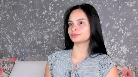 Snapshot of emma__summers chatting on 03/28/26, 08:08 Emma online show from 03/28/26, 08:08