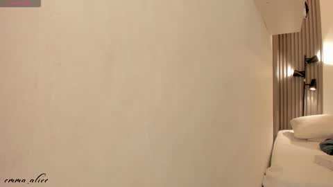 Alice online show from 10/06/25, 12:02