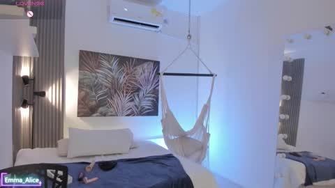 Alice online show from 03/10/26, 11:15