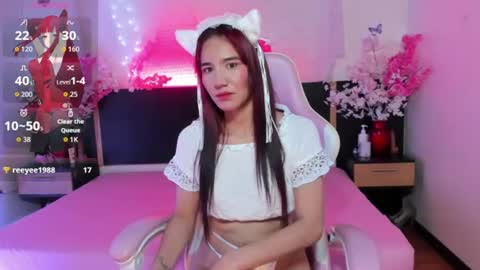 emma_ayala online show from 06/15/26, 07:49