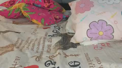 Emma online show from 12/02/25, 05:35