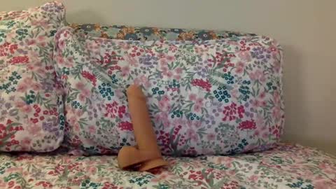 Snapshot of emma_bloom24 chatting on 03/07/25, 03:19 Emma online show from 03/07/25, 03:19