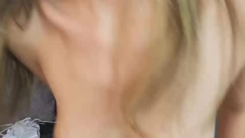 Snapshot of emma_blue_ chatting on 02/28/25, 06:21 Emma Blue modelo independiente online show from 02/28/25, 06:21