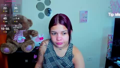 Snapshot of emma_boo_ chatting on 04/04/26, 04:48 emma_boo_ online show from 04/04/26, 04:48