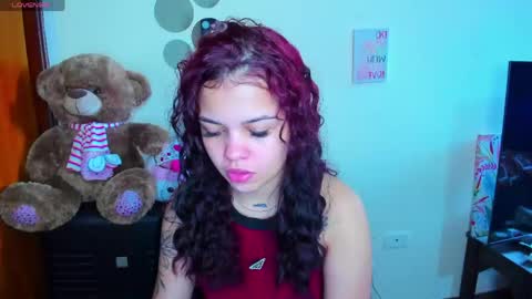 Snapshot of emma_boo_ chatting on 04/11/26, 02:54 emma_boo_ online show from 04/11/26, 02:54