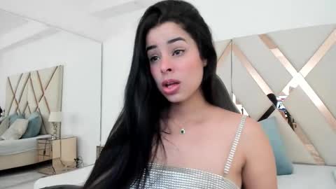 Emma Castillo online show from 02/16/26, 06:26