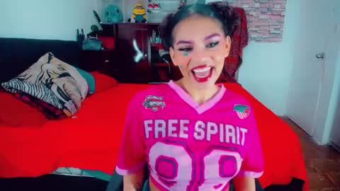 Snapshot of emma_diva chatting on 02/07/26, 01:42 emma online show from 02/07/26, 01:42