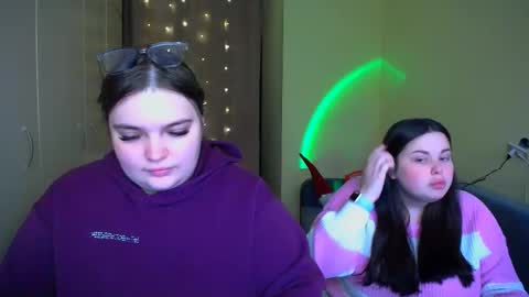 Eva online show from 12/14/25, 07:36