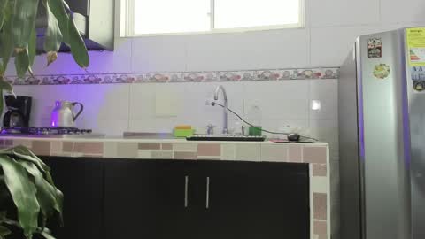 Emma online show from 03/03/25, 07:06