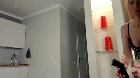 Emma online show from 09/15/25, 11:10