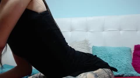 Emma online show from 11/10/25, 11:04