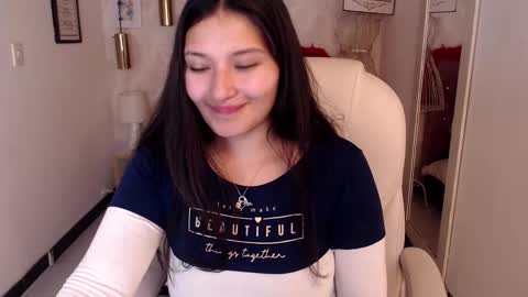 Snapshot of emma_garciaa_ chatting on 03/01/25, 11:47 emma online show from 03/01/25, 11:47