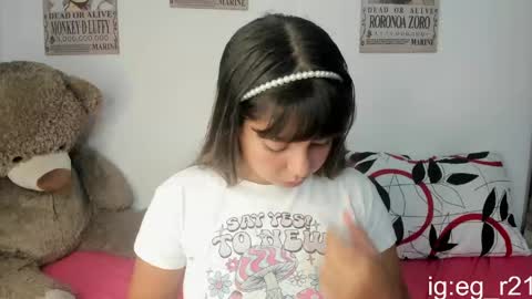 emma_grayys online show from 04/17/26, 06:27