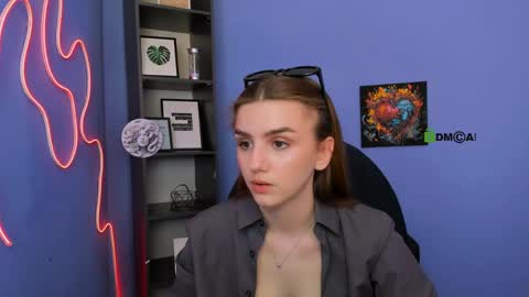 Emma online show from 04/15/26, 11:06