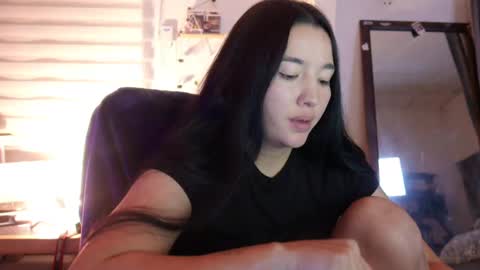 emma_johnson_ online show from 12/24/24, 03:27