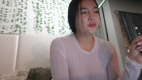 emma_johnson_ online show from 10/29/25, 12:57