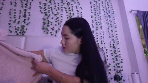 Snapshot of emma_johnson_ chatting on 01/13/26, 02:28 emma_johnson_ online show from 01/13/26, 02:28