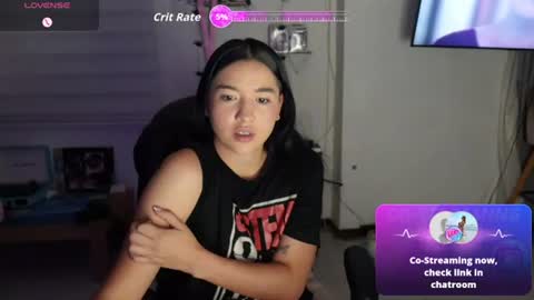 emma_johnson_ online show from 06/12/26, 01:48
