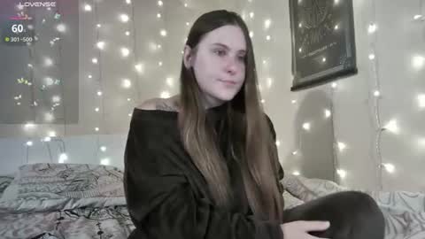 Snapshot of emma_just chatting on 06/14/26, 07:32 emma_just online show from 06/14/26, 07:32