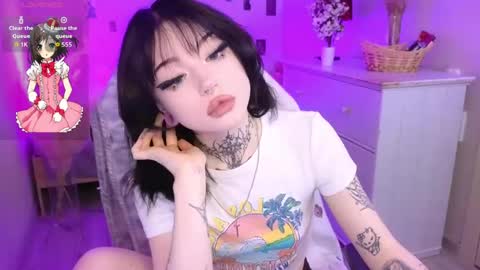 emma_kirks online show from 06/05/26, 12:33