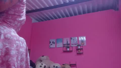 whises lits        online show from 02/13/25, 01:37