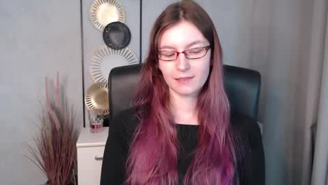 emma online show from 12/03/24, 10:06