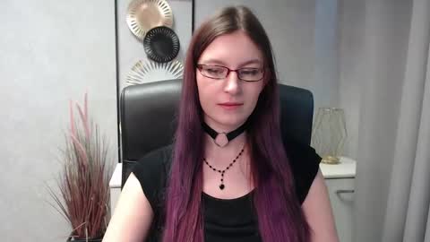 emma online show from 12/12/24, 10:34