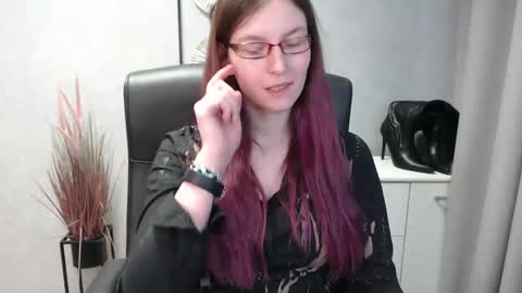 emma online show from 02/01/25, 10:37