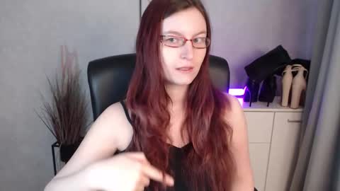 Snapshot of emma_lust94 chatting on 02/16/26, 06:31 emma online show from 02/16/26, 06:31