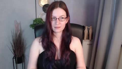 Snapshot of emma_lust94 chatting on 03/06/26, 08:11 emma online show from 03/06/26, 08:11
