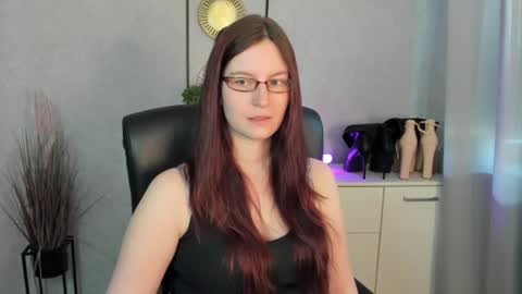 emma online show from 06/19/26, 06:29