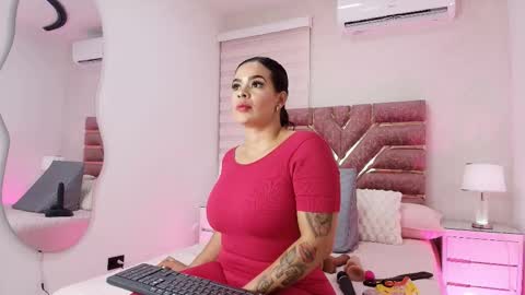 emma online show from 11/26/25, 11:55