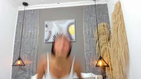 Snapshot of emma_millers__ chatting on 02/05/26, 11:26 Emma online show from 02/05/26, 11:26