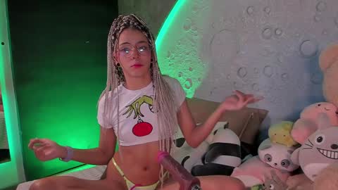     online show from 12/23/24, 10:10