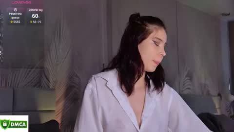 Snapshot of emma_plux chatting on 10/28/25, 08:07 Emma online show from 10/28/25, 08:07